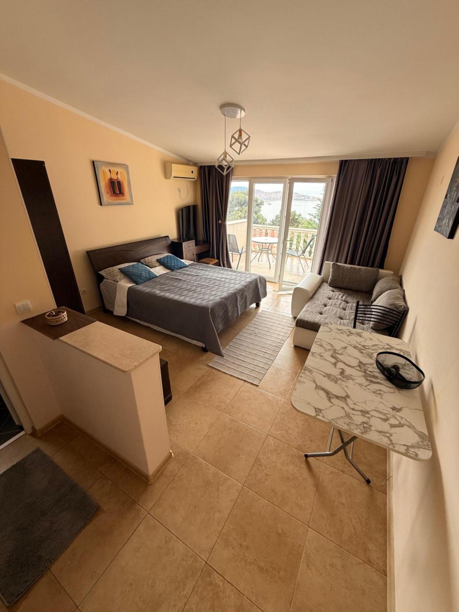 Imperia Apartment Bar Ngoại thất bức ảnh